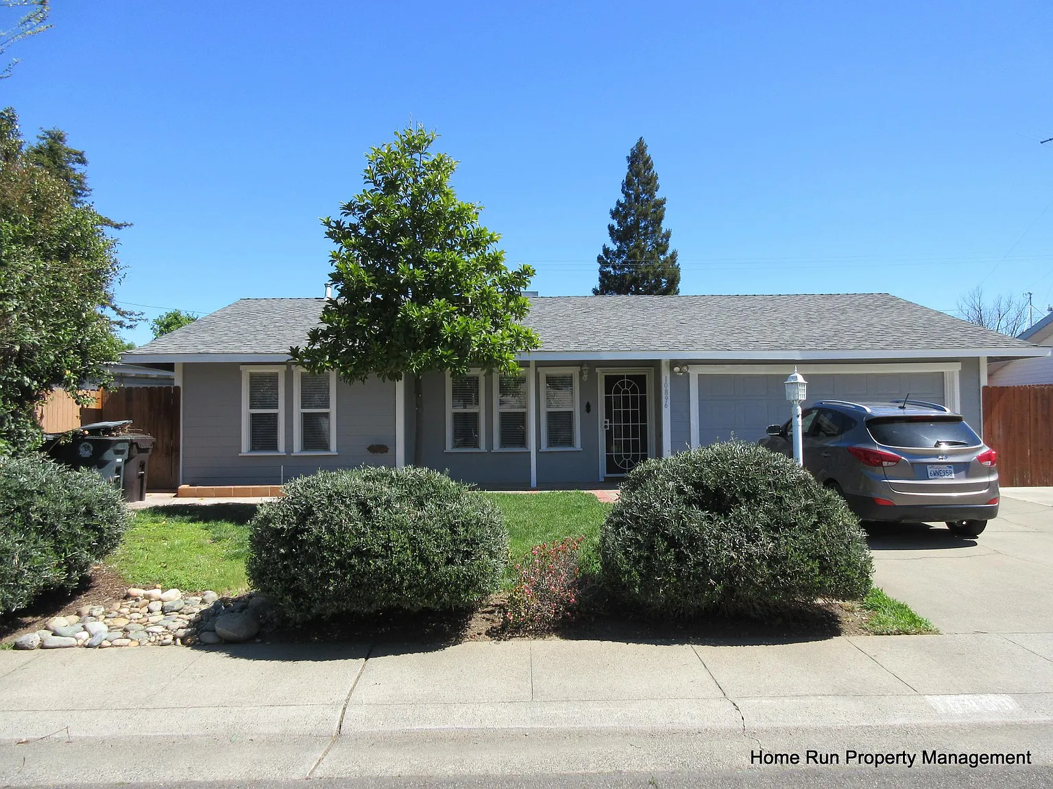 10896 Oakton Way photo 1