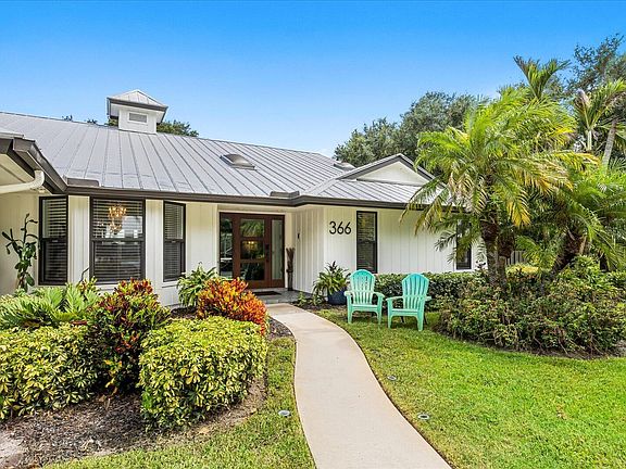 3rd image of 366 NE FICUS Terrace