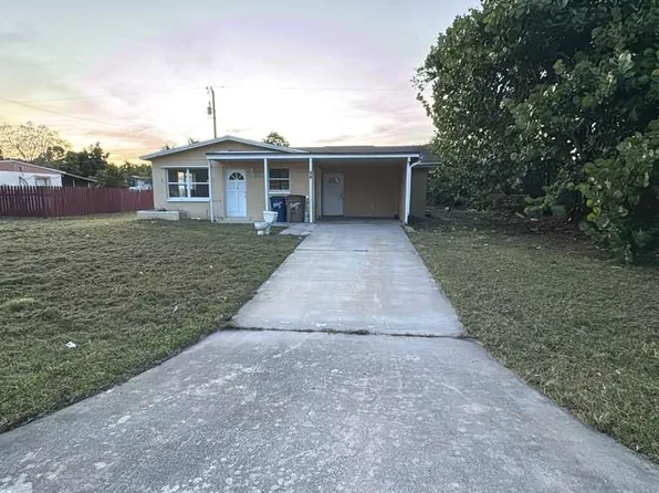 45 Andora St, Lehigh Acres, FL 33936