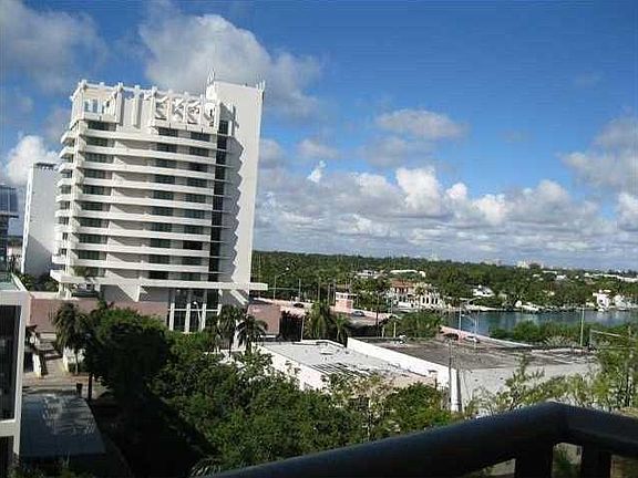 5th image of 6039 Collins Ave APT 834