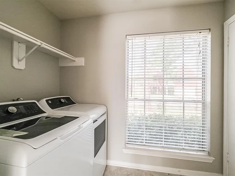 7603 Quintero Dr — Photo 20