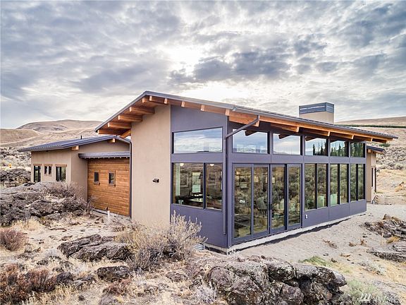 3rd image of 261 Ravens Home Ln