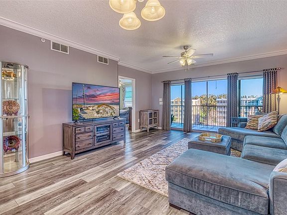 3rd image of 960 Starkey Rd APT 1502