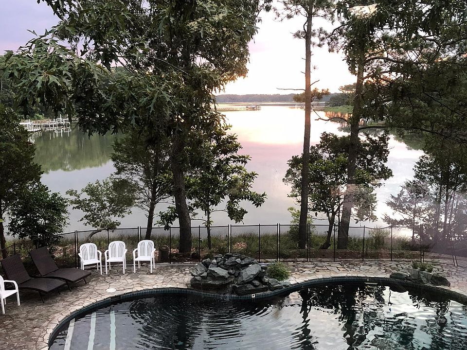1st image of 3601 Sea Breeze Point Trl