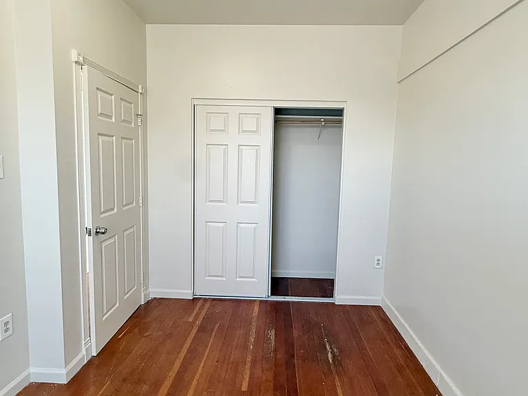 139 W Yosemite Ave — Photo 12
