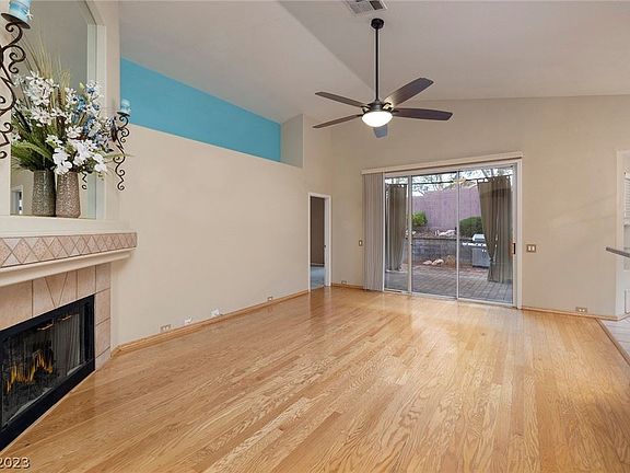 4th image of 8433 Sea Glen Dr