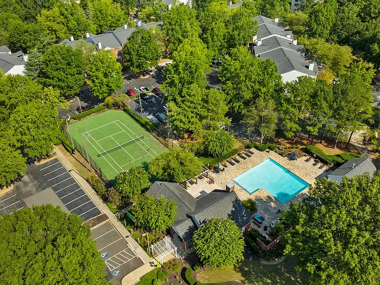 670 Emerald Cove Dr — Photo 18