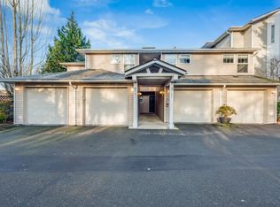 2001 120th Pl SE APT 9-102, Everett, WA 98208
