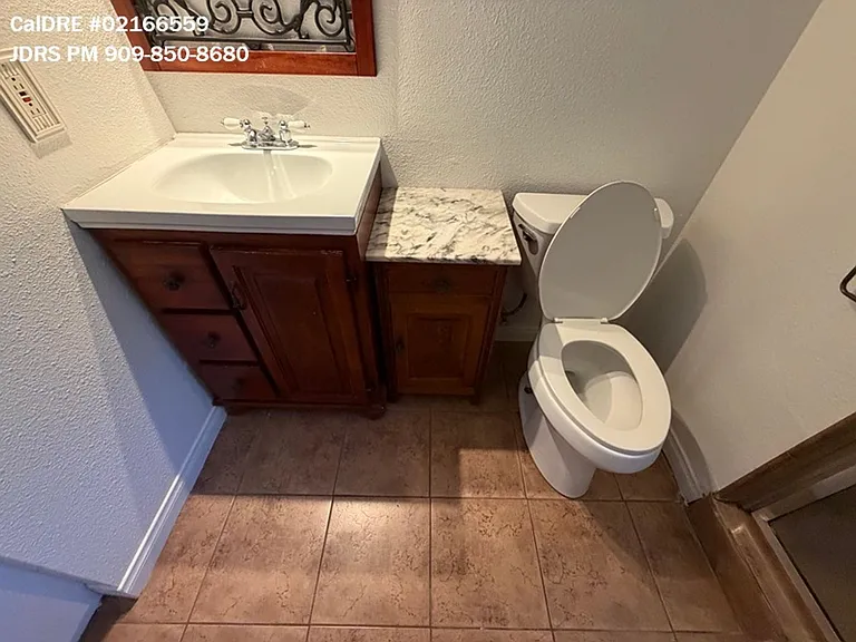 4725 Francis Ave — Photo 11