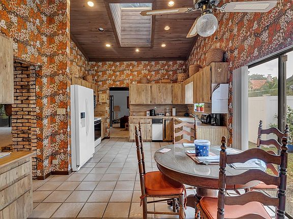 4th image of 7408 Corkwood Terrace