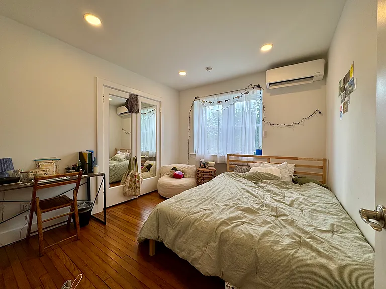 6655 Blakemore St #D — Photo 4