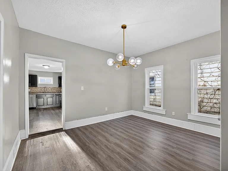 1566 Winchester Ave — Photo 23