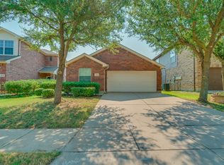 11928 Brown Fox Dr, Fort Worth, TX 76244