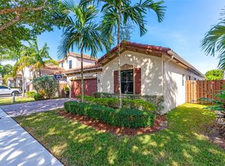 15451 SW 176th Ln, Miami, FL 33187