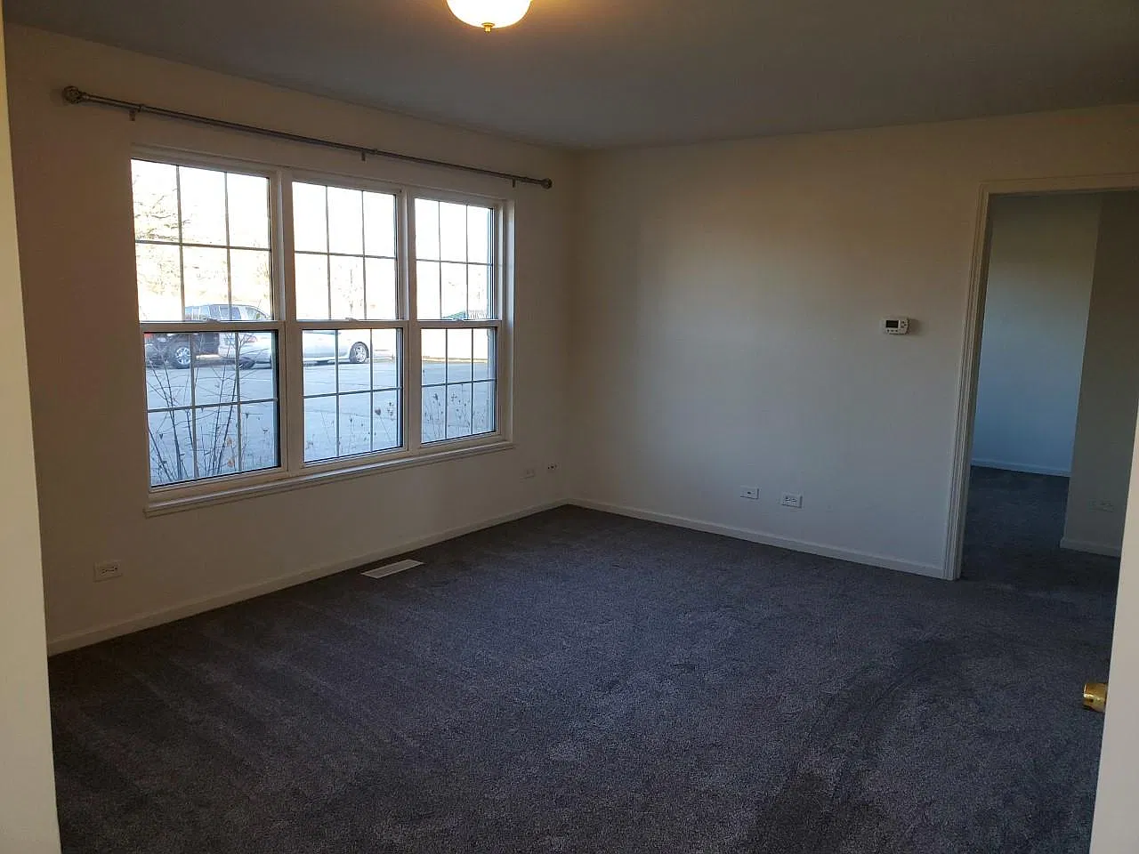 2 bed, 870 sqft, $1,400 — Photo 4