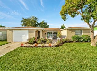 7025 Heath Dr, Port Richey, FL 34668