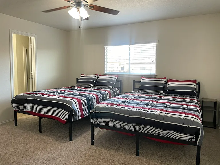 3738 Gallery Wls — Photo 50
