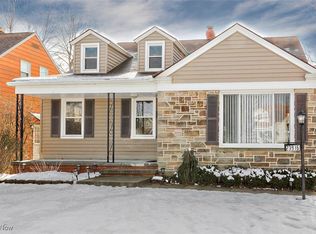 23916 E Baintree Rd, Beachwood, OH