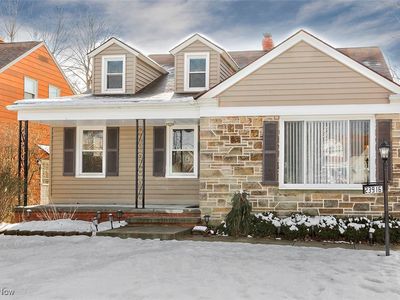 23916 E Baintree Rd, Beachwood, OH, 44122