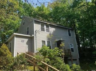 334 Spring Rd, Huntington, NY 11743