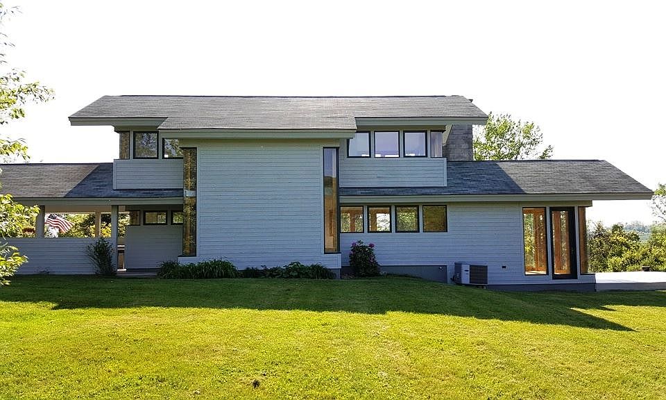 1st image of 34 Mulberry Ln