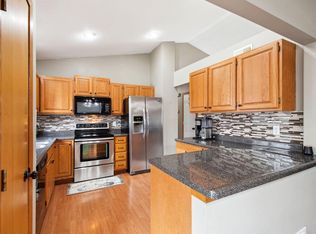 10200 Upper 205th St W, Lakeville, MN 55044