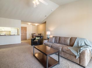 Pinebrook Apartments, Lincoln, NE 68504