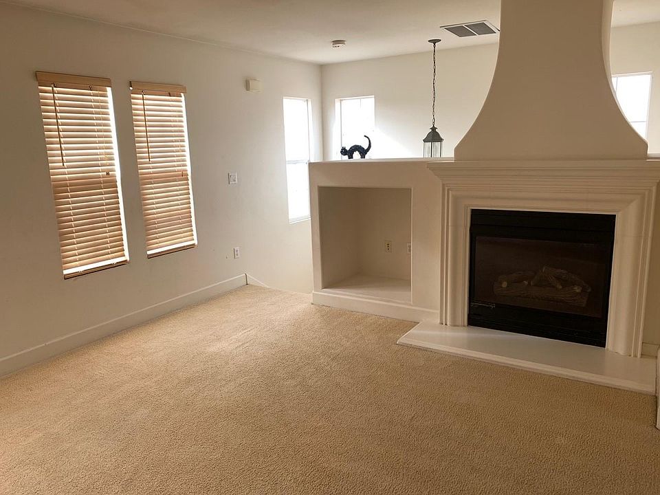 1st image of 3959 Chamberer Dr