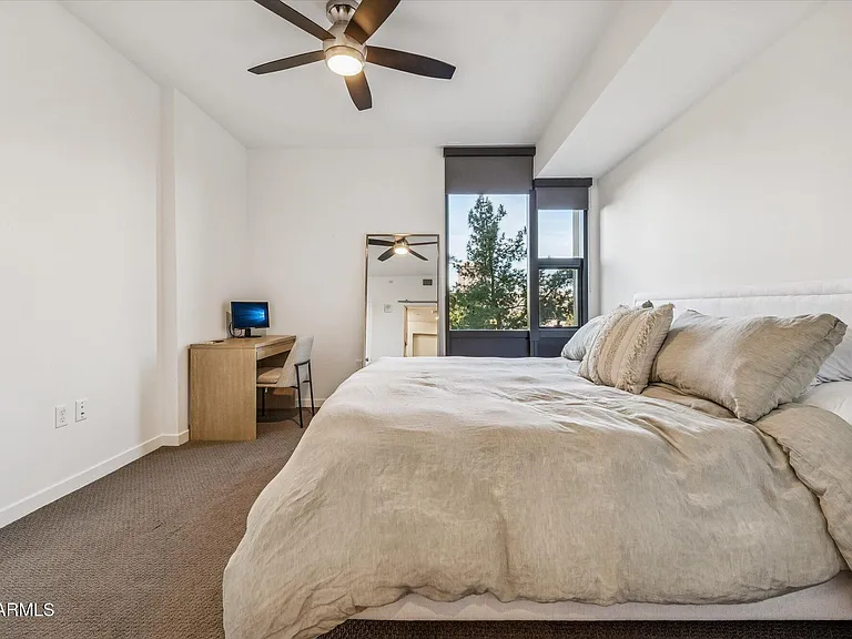200 W Portland St #416 — Photo 11