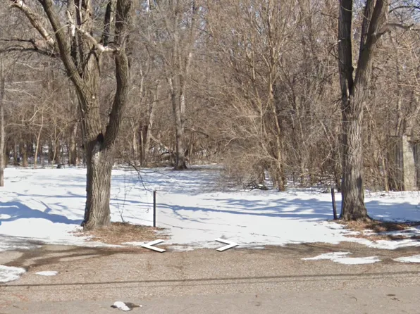 10140 Grand Ave S, Bloomington, MN 55420