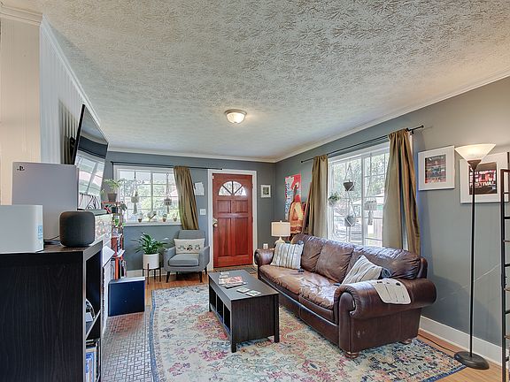 5th image of 4929 Guilford Ave
