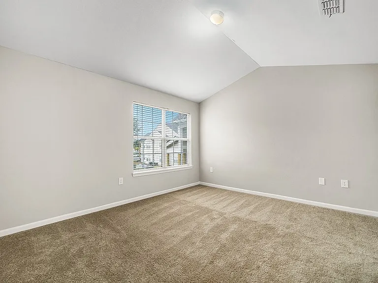 Maple Village Apartments — Photo 119