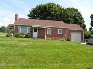 43 W Clearview Dr, Shrewsbury, PA 17361