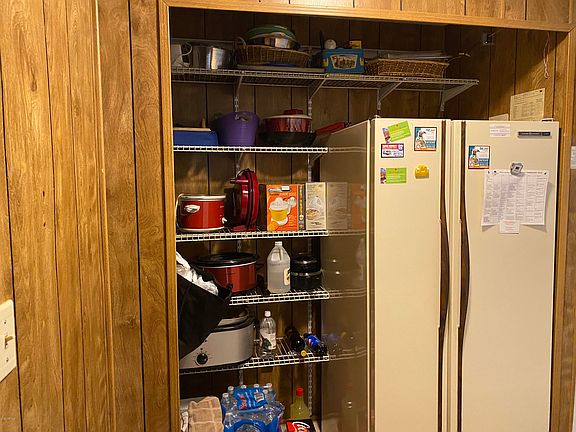5th image of 4065 E University Dr #392