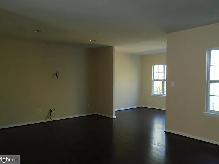 7886 River Rock Way — Photo 8