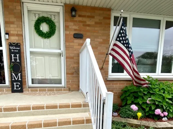 9803 Soreng Ave, Schiller Park, IL 60176