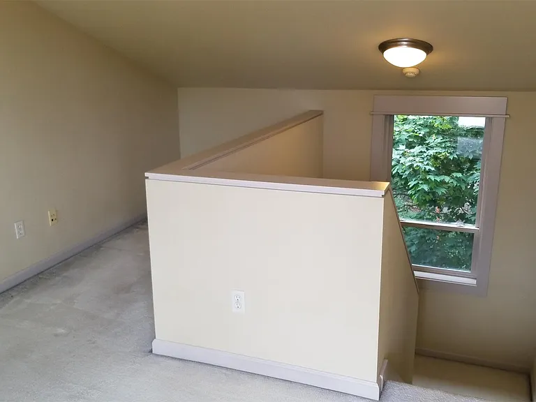 362 Aloha St — Photo 14