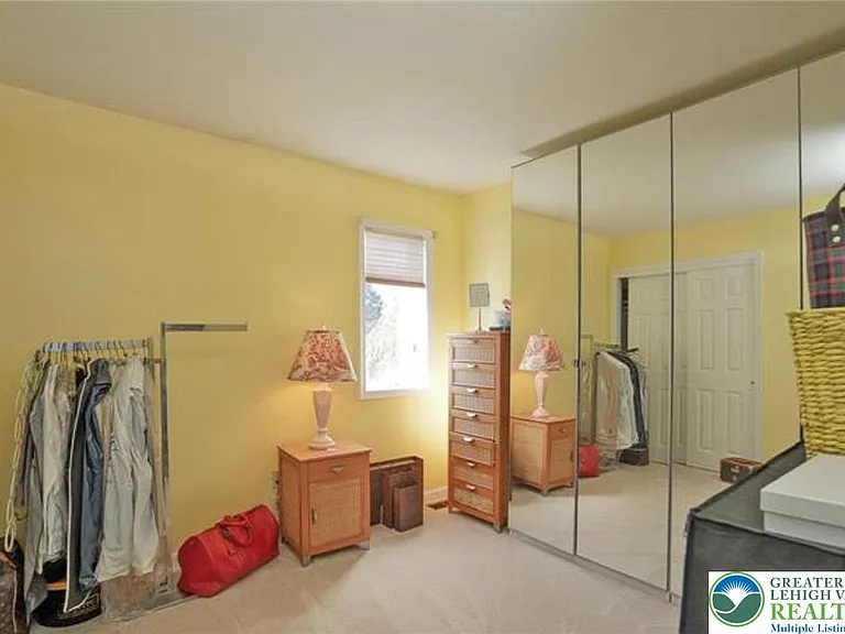 1319 Shady Ln — Photo 55