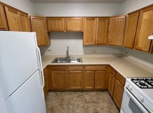 Lynwood Apartments, Round Lake, IL 60073