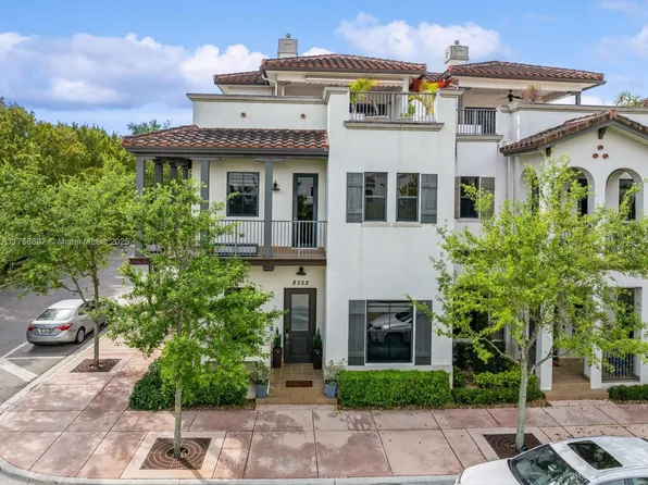 8352 NW 52nd Ter, Doral, FL 33166