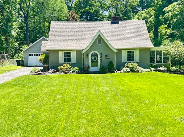 19652 Eaton Ave, South Bend, IN 46637