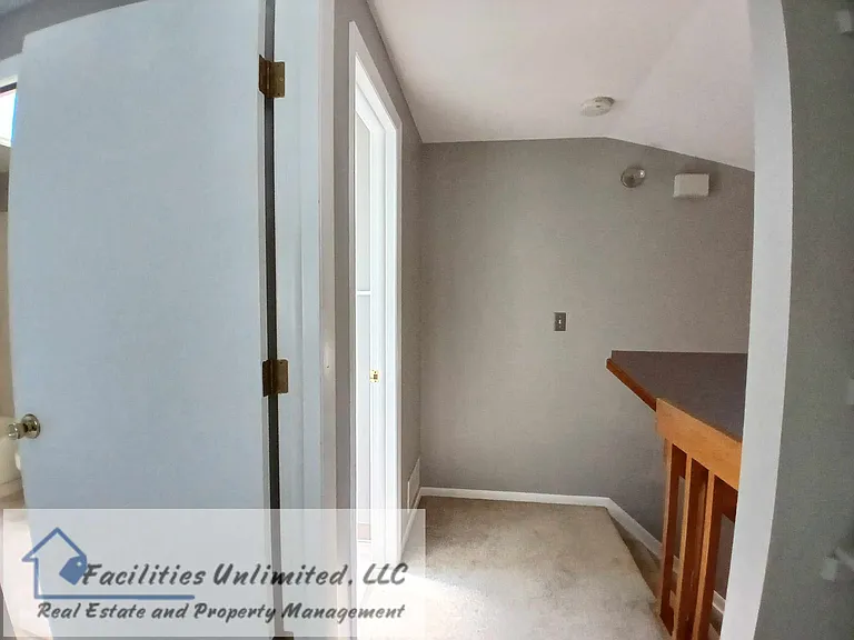 4515 Seaway Cir — Photo 14