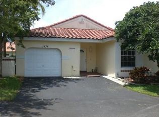 1434 Seagrape Cir, Weston, FL 33326