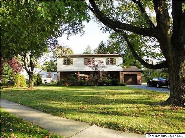 1st image of 174 Leslie Ln