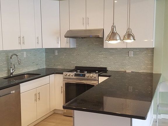 4th image of 14212 59th Ave #1