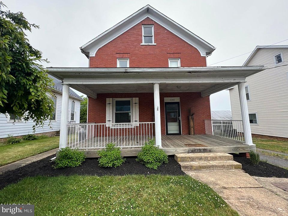 132 Main St, Woodbury, PA 16695 Zillow