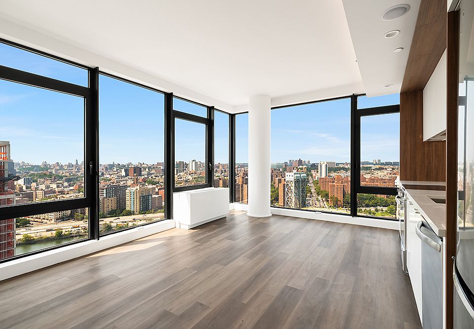1st image of 228 E 135th St #1308
