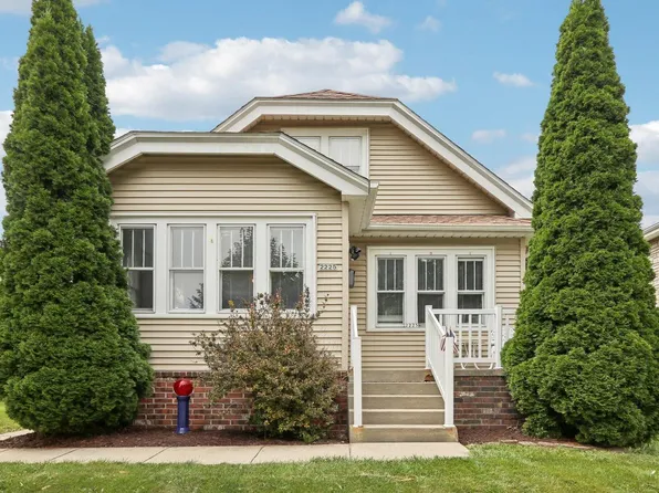 2225 South 62nd STREET, West Allis, WI 53219