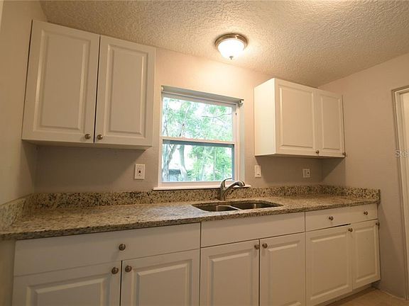 4th image of 6814 Anoka Dr