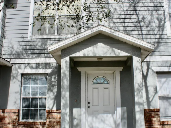 8416 MCGIRTS VILLAGE Lane, Jacksonville, FL 32210